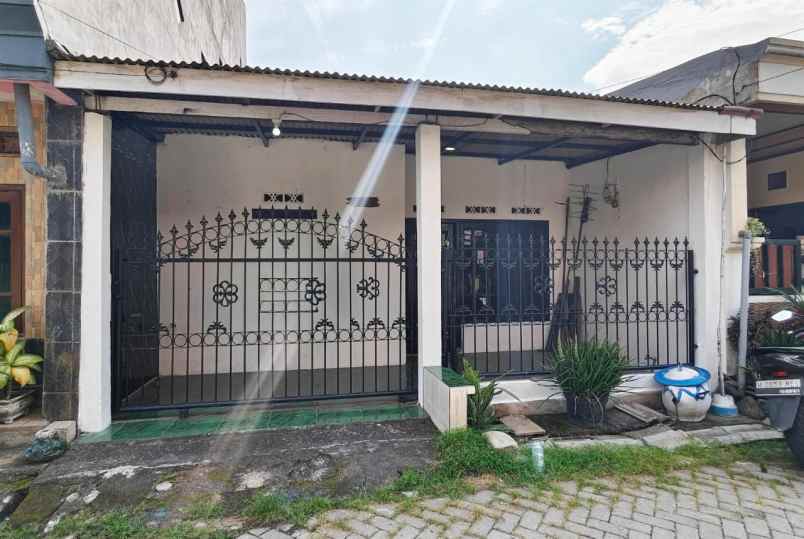 dijual rumah griya kebraon surabaya