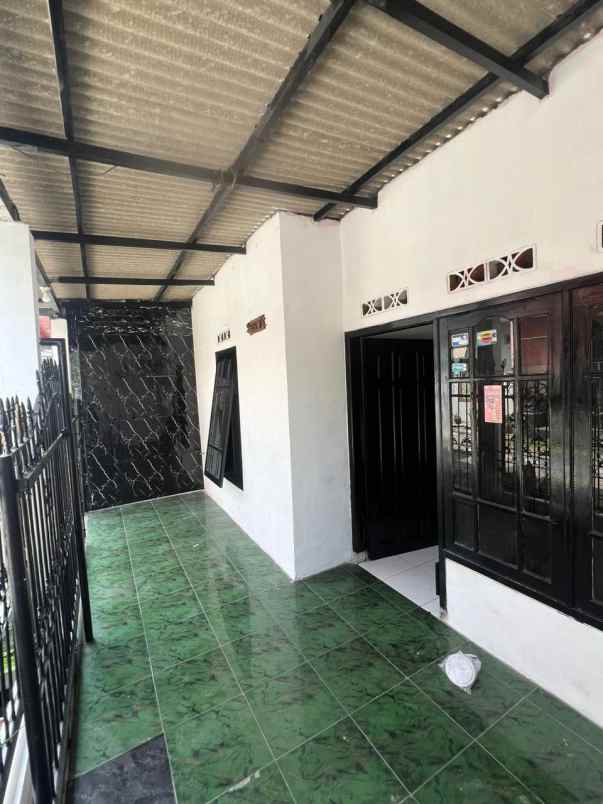 dijual rumah griya kebraon surabaya