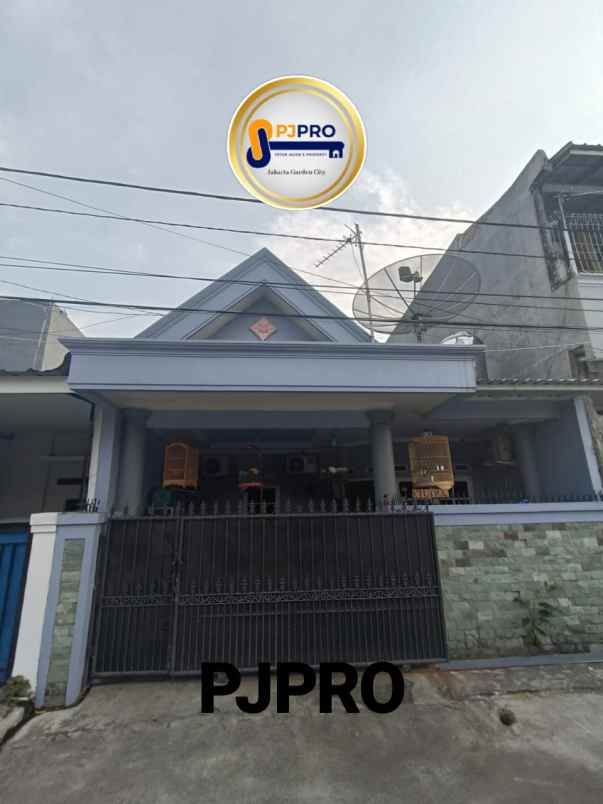 dijual rumah harapan indah 1
