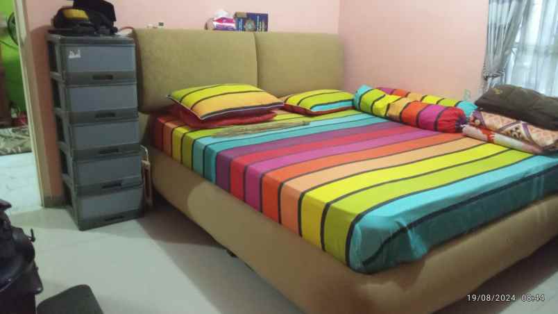 dijual rumah harapan indah 1