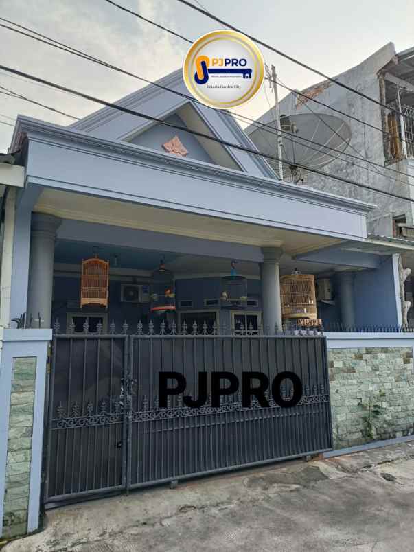 dijual rumah harapan indah 1