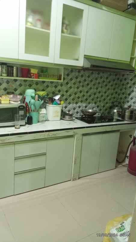 dijual rumah harapan indah 1