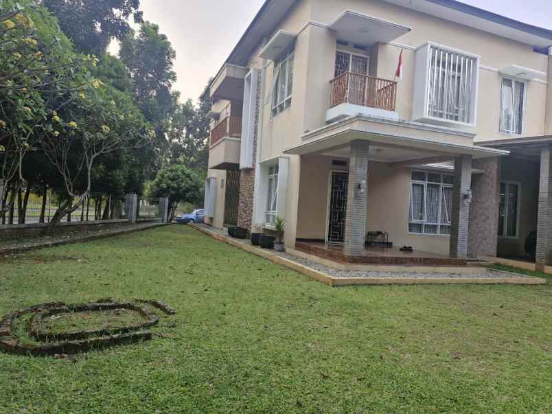 dijual rumah hook di dukuh bima kota legenda bekasi