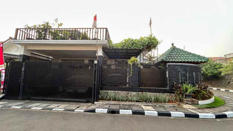 dijual rumah hook sakura regency jatiasih bekasi