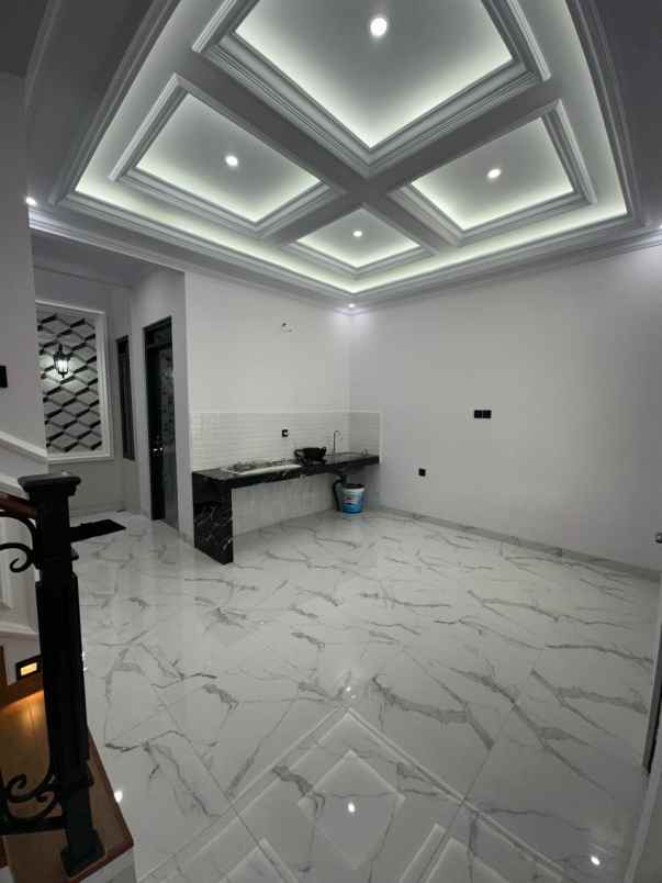 dijual rumah jagakarsa jakarta selatan