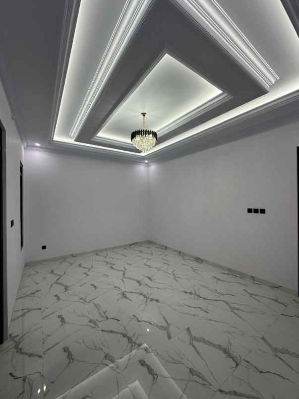 dijual rumah jagakarsa jakarta selatan