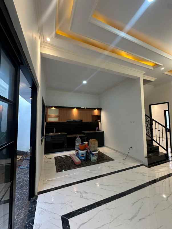 dijual rumah jagakarsa jakarta selatan
