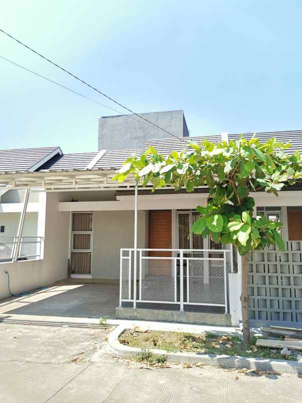dijual rumah jalan ciganitri ii