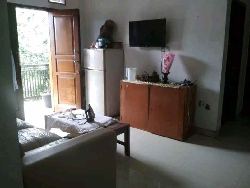 dijual rumah jalan piranha iii mampang