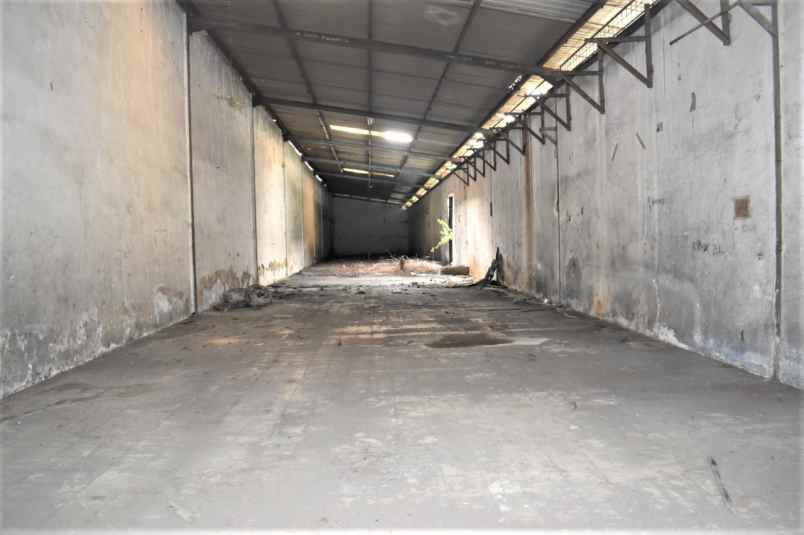 dijual rumah jalan raya kaliabang