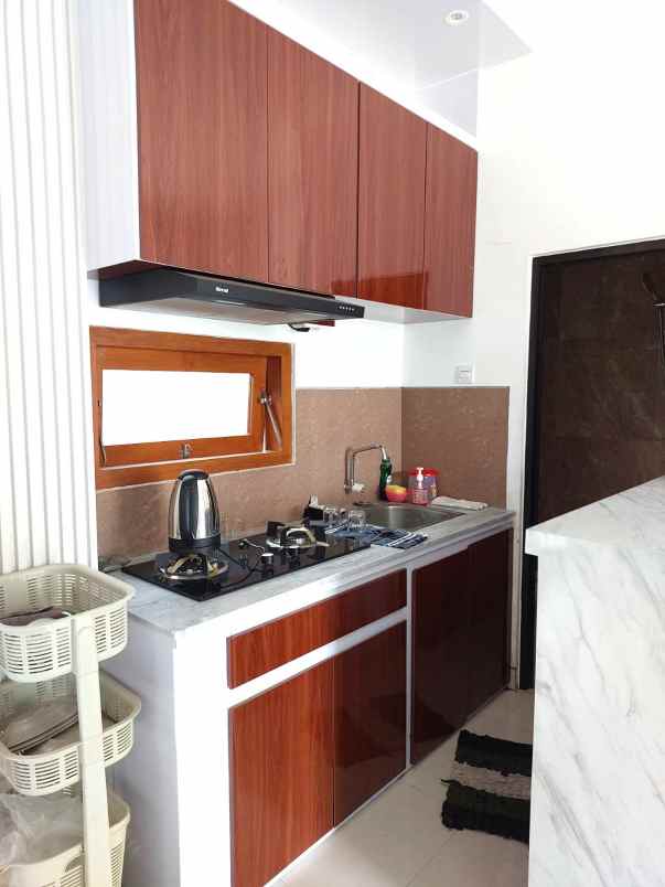 dijual rumah jalan raya tajem