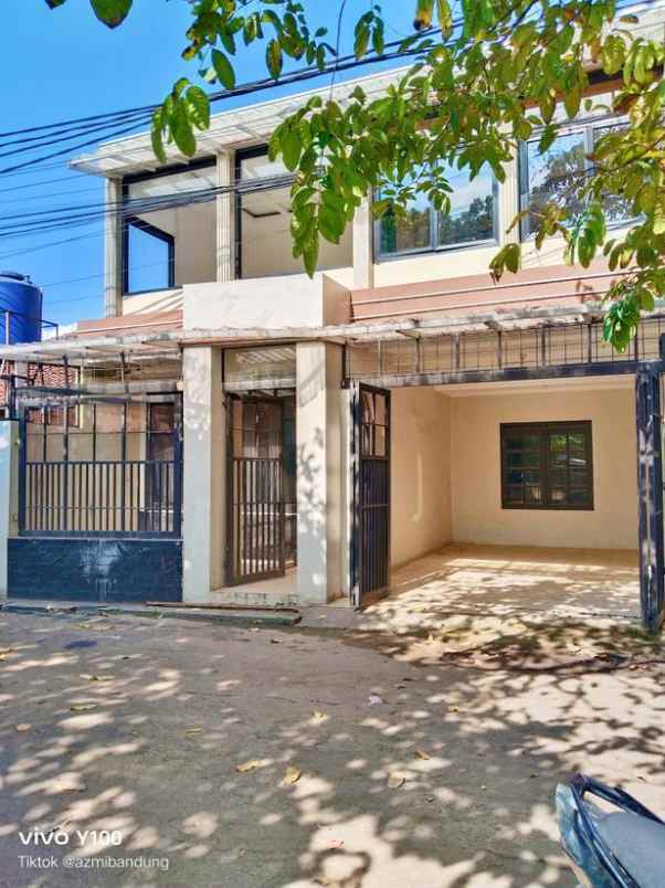 dijual rumah jalan salendro