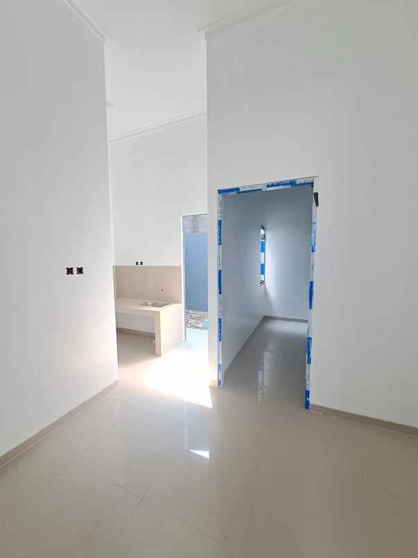 dijual rumah jalan srijaya