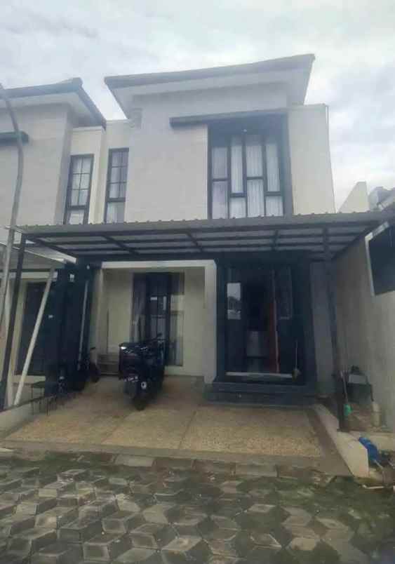 dijual rumah jangli