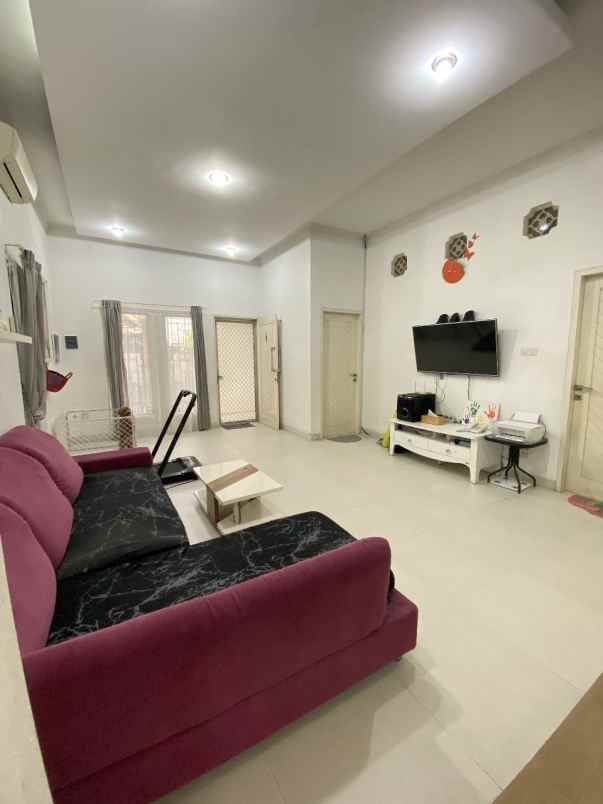 dijual rumah jati rawamangun pulogadung