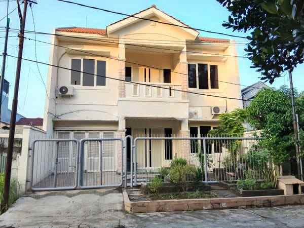 dijual rumah jemursari