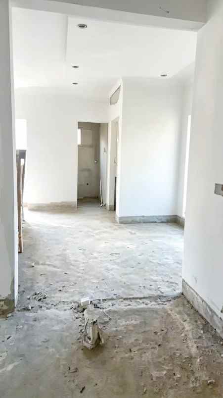 dijual rumah jgc cakung