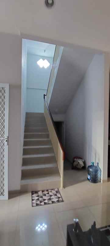 dijual rumah jl agung barat sunter