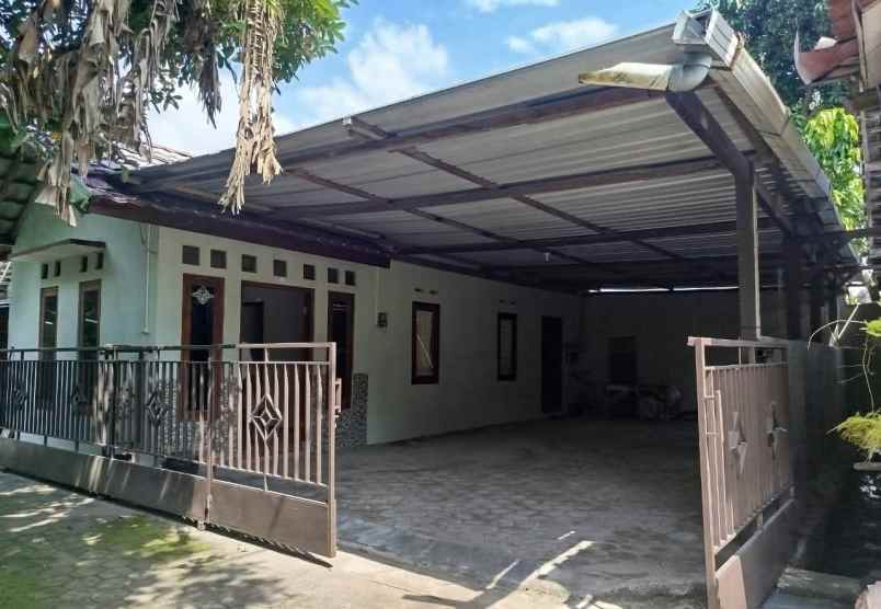 dijual rumah jl bantul km 5 5