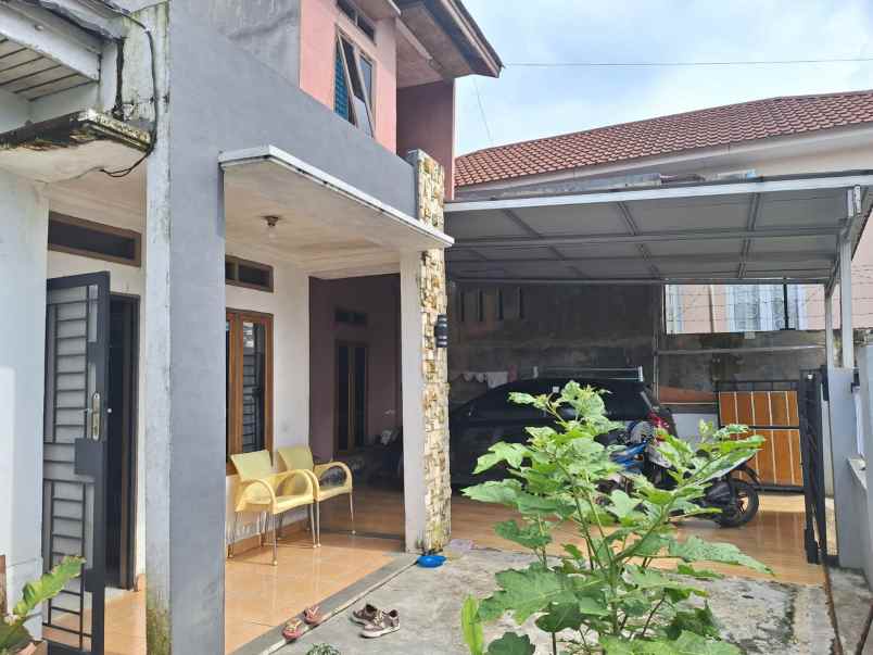 dijual rumah jl bukit barisan