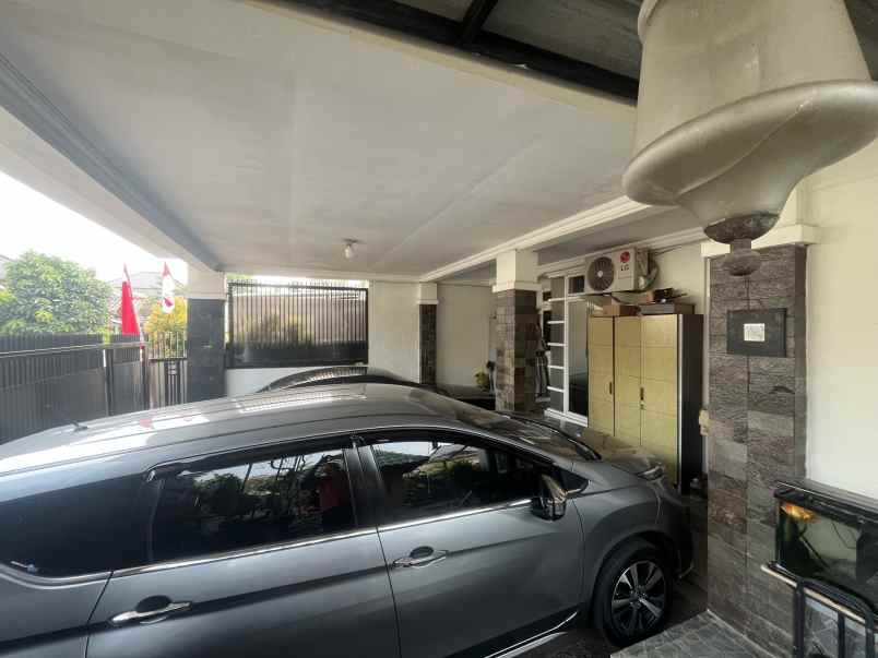 dijual rumah jl bunga sakura xvi blok v