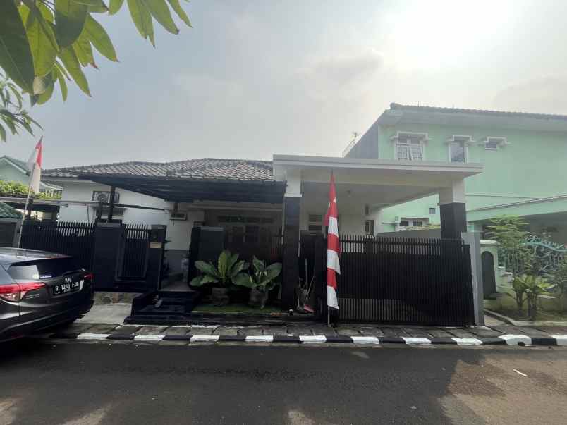 dijual rumah jl bunga sakura xvi blok v