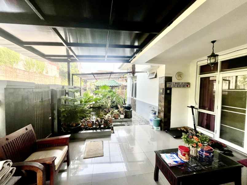 dijual rumah jl bunga sakura xvi blok v
