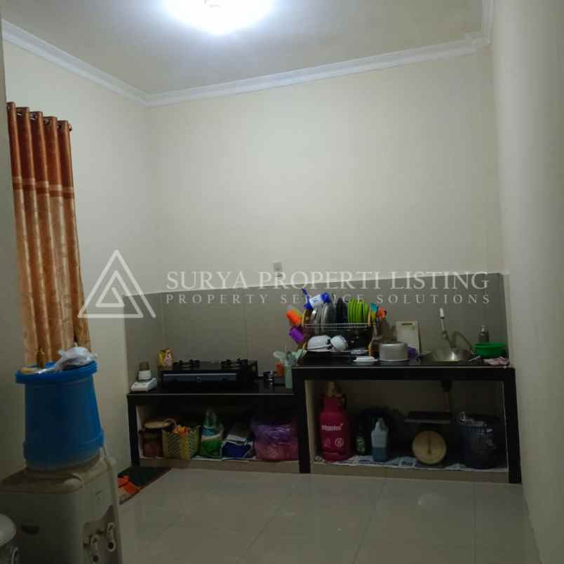 dijual rumah jl bustamam wijaya kusuma