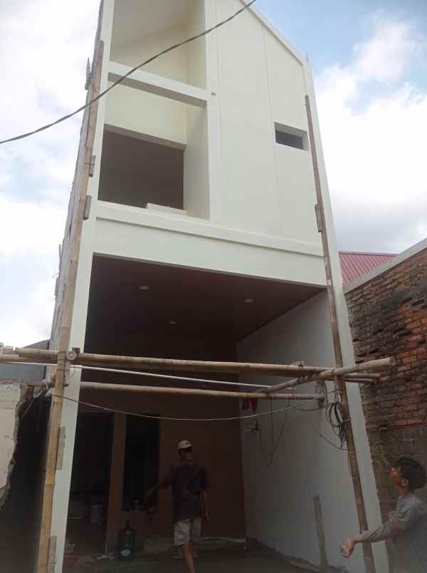 dijual rumah jl cibubur i rt 02 12 10