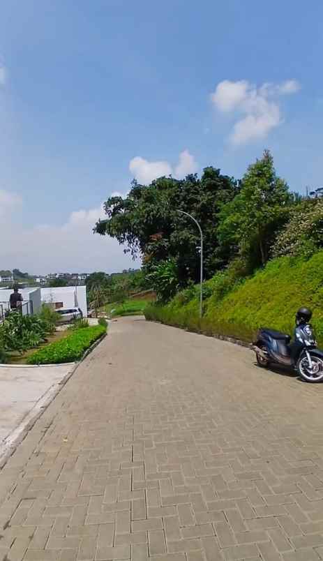 dijual rumah jl ciburial dago bandung utara