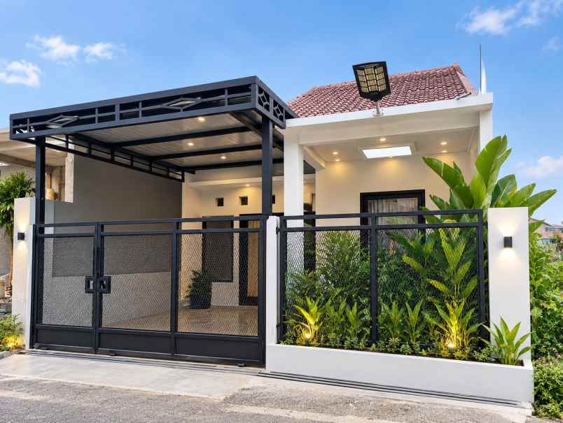 dijual rumah jl cijambe
