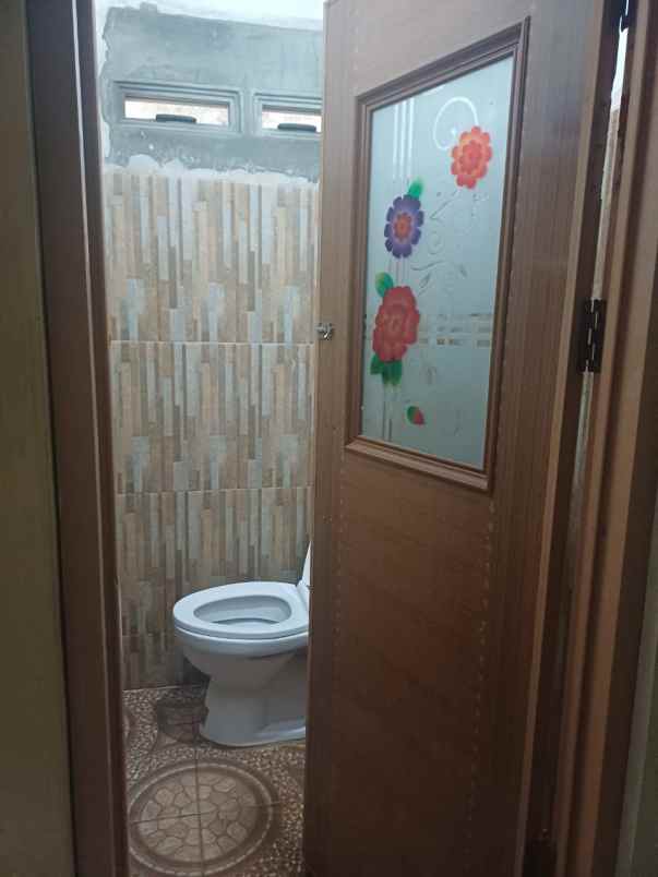 dijual rumah jl cipta karya