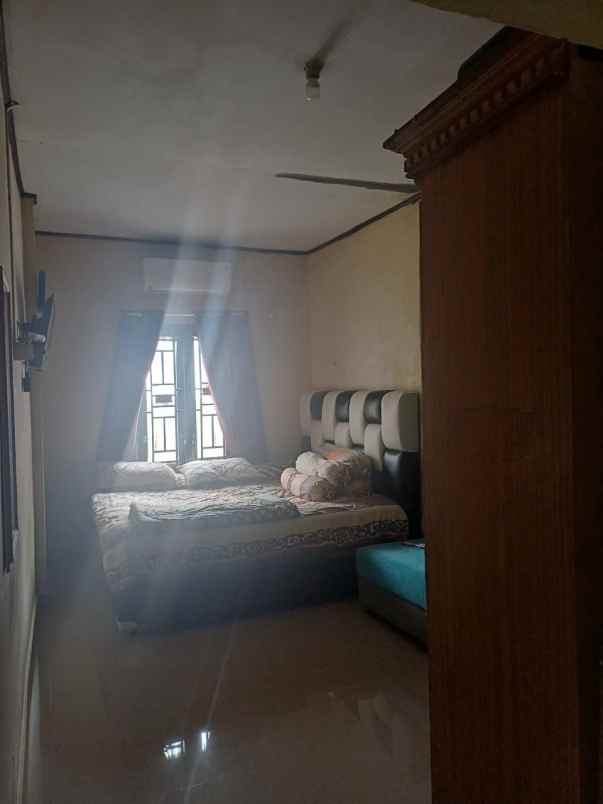 dijual rumah jl cipta karya