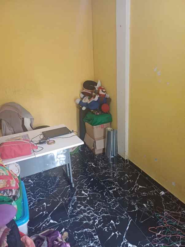 dijual rumah jl cipta karya
