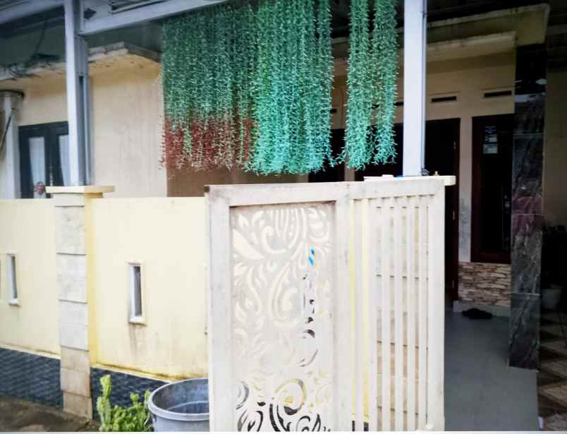 dijual rumah jl cipta karya