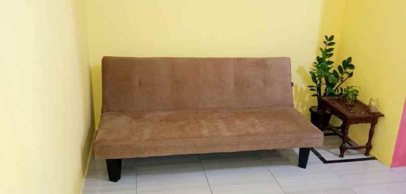 dijual rumah jl flamboyan ii