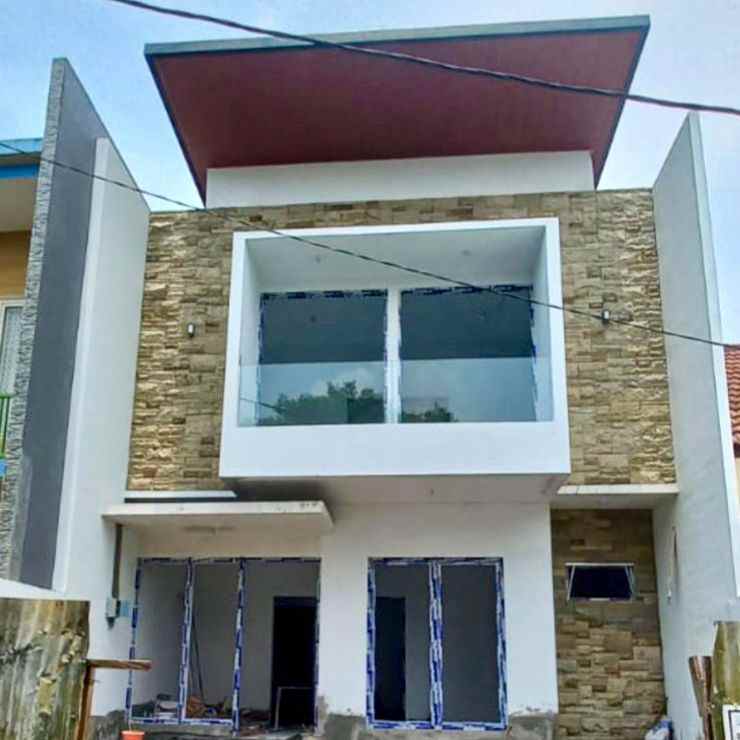 dijual rumah jl graha citra utama