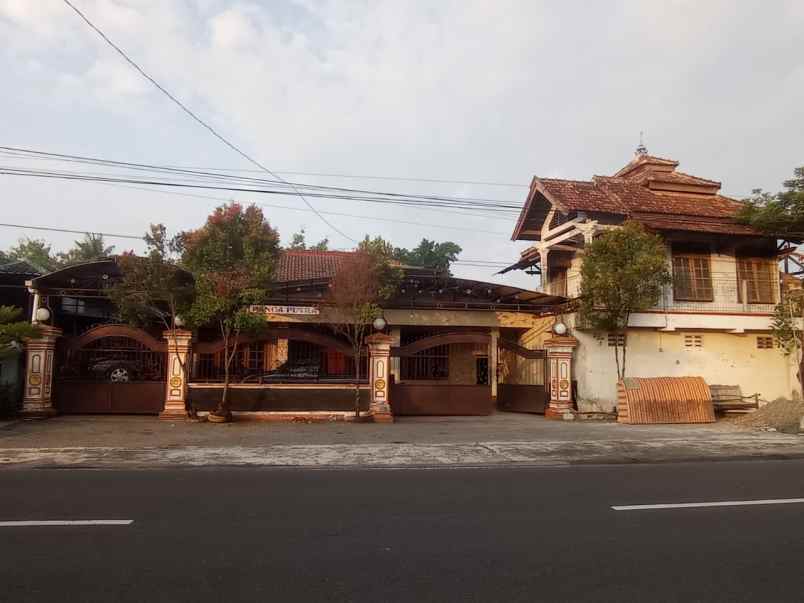 dijual rumah jl jadi kedungrejo