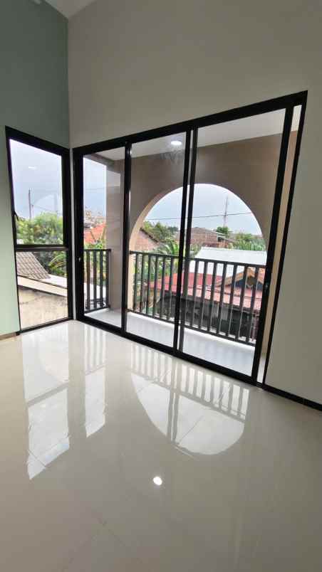 dijual rumah jl jaten lll wolter mongonsidi