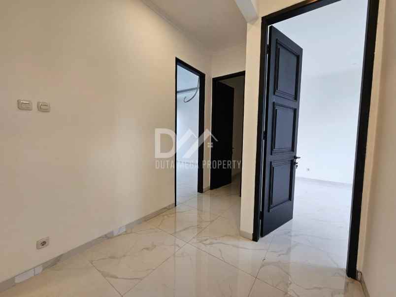 dijual rumah jl kasuari bintaro