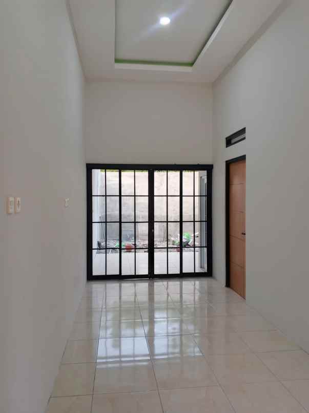 dijual rumah jl kayon 1 batursari