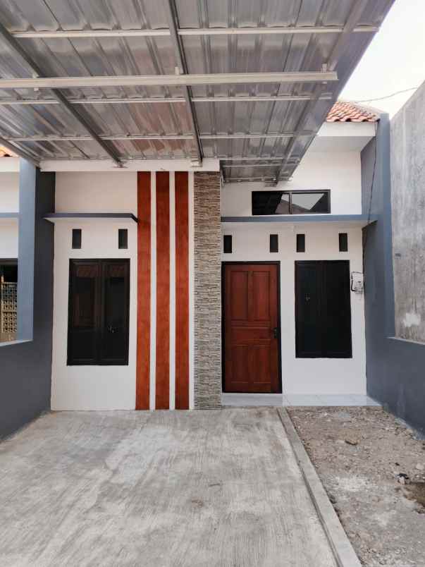 dijual rumah jl kayon 1 batursari