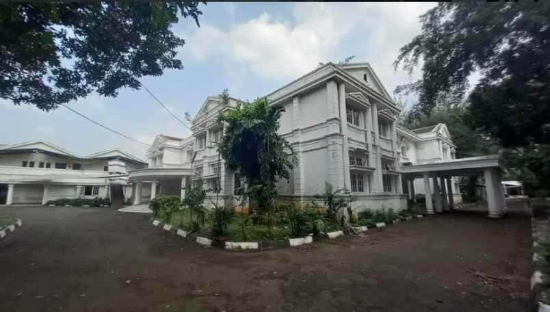 dijual rumah jl kemang timur
