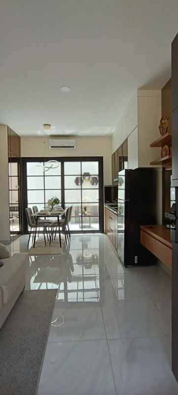 dijual rumah jl komplek abadi duren