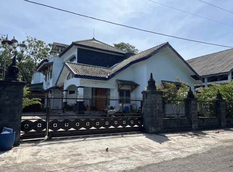 dijual rumah jl palagan tentara pelajar