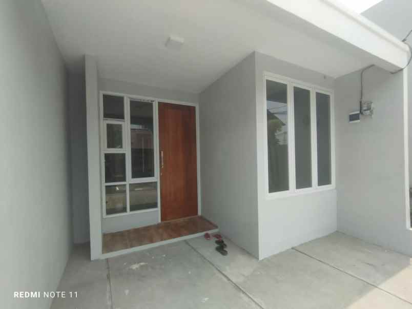 dijual rumah jl pondok kelapa duren