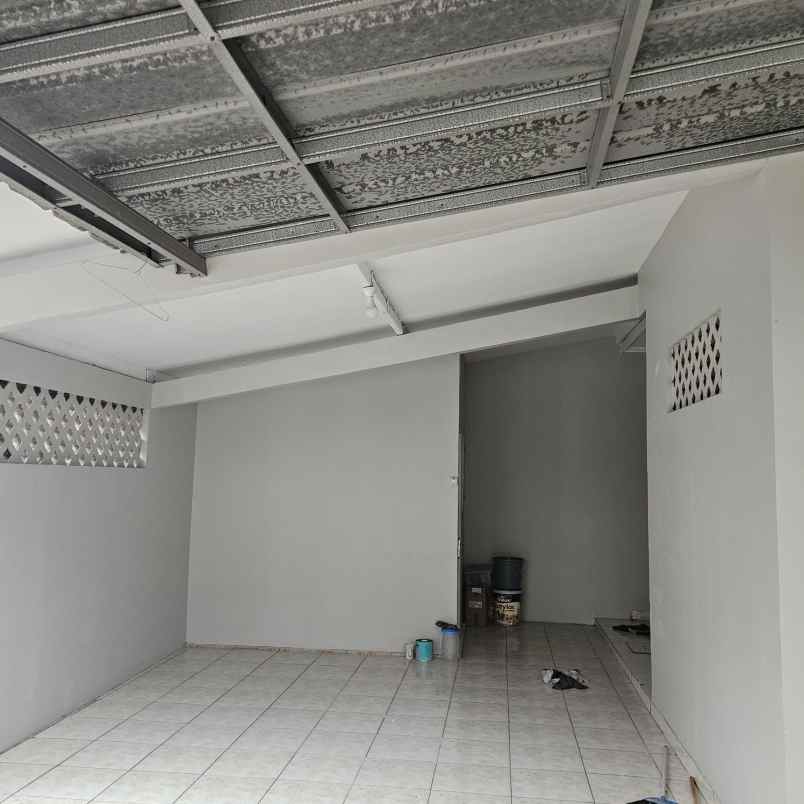 dijual rumah jl pondok kelapa duren