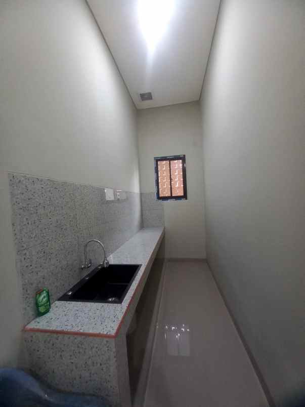 dijual rumah jl pondok kelapa duren