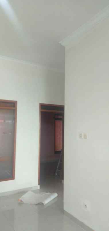 dijual rumah jl sangkuriang dekat alun alun
