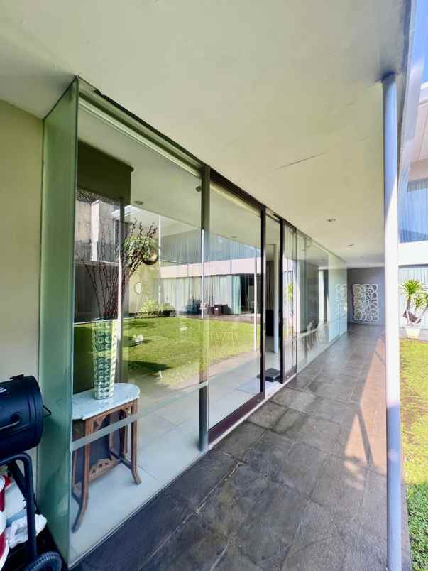 dijual rumah jl wijaya